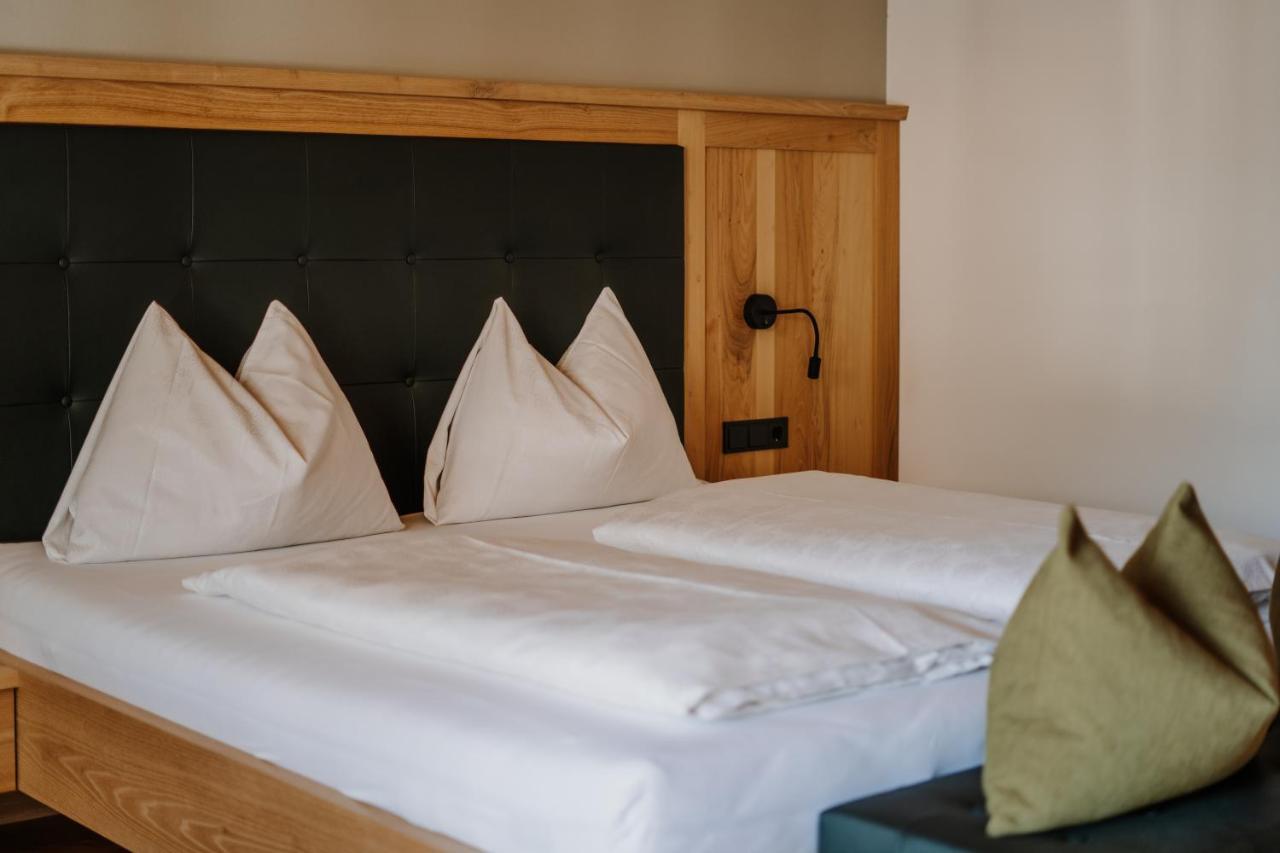 Hotel Weingut Klosterhof Caldaro Kültér fotó
