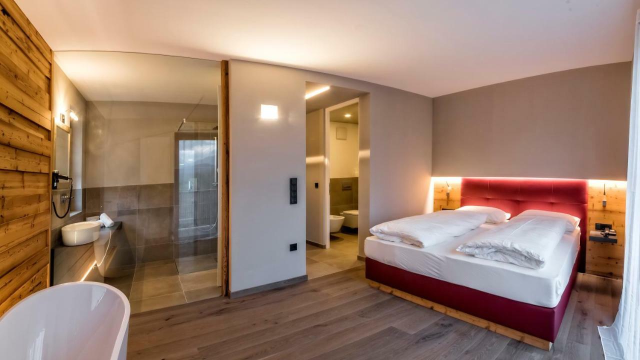 Hotel Weingut Klosterhof Caldaro Kültér fotó